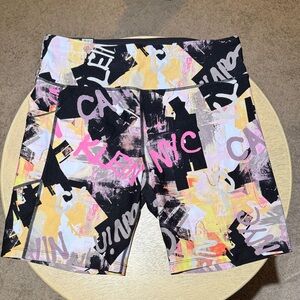 Women’s Calvin Klein Shorts NWT -XL
